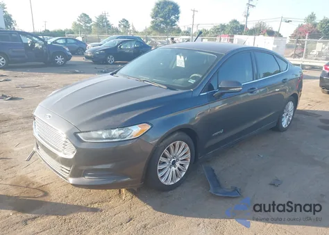2016 Ford Fusion Hybrid Se из США, поврежденный, VIN 3FA6P0LU9GR285513